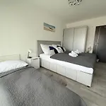 Apartment Bauhaus Wellness 204 *