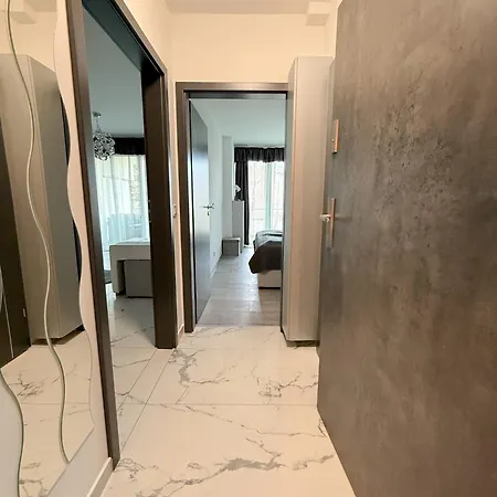 Apartmán Bauhaus Wellness 204 *
