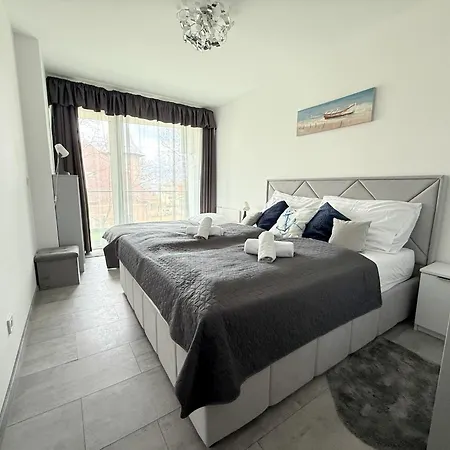 Bauhaus Wellness 204 Appartement Siófok